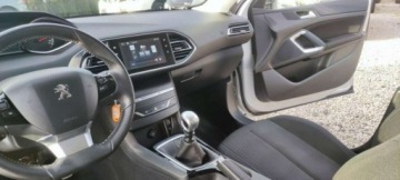 Peugeot 308 II 2014 Peugeot 308 1.6 HDI 120 kM Klima Nawigacja Temp LED Bluetooth Serwis GWARA, zdjęcie 16