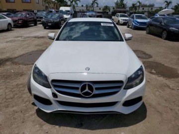 Mercedes Klasa C W205 2016 Mercedes-Benz Klasa C 300 2016 2.0 Benzyna 254KM, zdjęcie 5