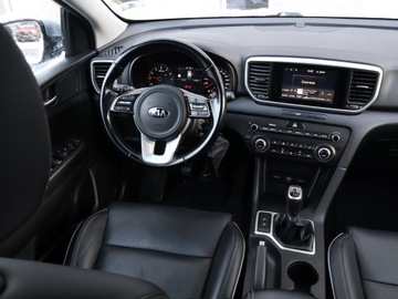 Kia Sportage IV SUV Facelifting 1.6 GDI 132KM 2018 Kia Sportage 1.6 GDI, Skóra, Navi, Klima, zdjęcie 6