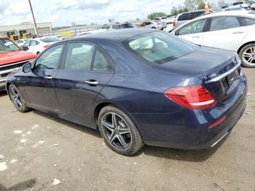 Mercedes Klasa E W213 2020 Mercedes-Benz Klasa E 2020, 2.0L, od ubezpieczalni 2.0 Benzyna 299KM, zdjęcie 3