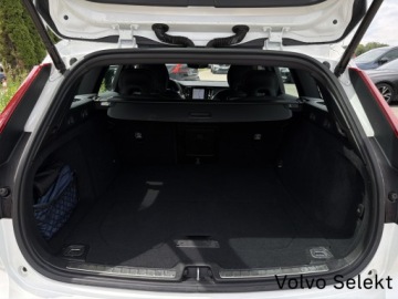 Volvo V60 II  Kombi Facelifting 2.0 B4 B 197KM 2025 Volvo V60 V60 B4 B Plus Dark, Pakiet climate, Harm, zdjęcie 26