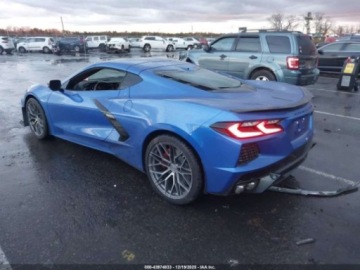 Chevrolet Corvette C7 2022 Chevrolet Corvette Stingray 2LT 2022 6.2 Benzyna 495KM, zdjęcie 3