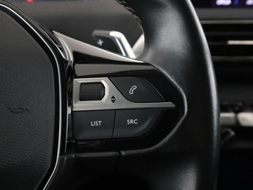 Peugeot 3008 II Crossover 1.2 PureTech 130KM 2020 Peugeot 3008 Automat Hak Navi Kamera cofania, zdjęcie 32