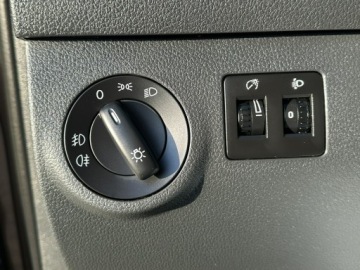 Volkswagen Caddy IV Kombi Maxi 2.0 TDI SCR BlueMotion Technology 102KM 2017 Volkswagen Caddy Polski salon! 1 Ręka, 7 osób!, zdjęcie 25