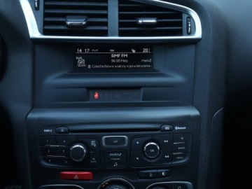 DS 4 I Hatchback (Citroen) 1.6 e-HDi 115KM 2013 Citroen DS4 1.6 e-HDi, Salon Polska, Serwis ASO, zdjęcie 11