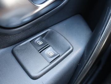 Dacia Logan II Sedan Facelifting 0.9 TCe 90KM 2017 Dacia Sandero 0.9 TCe, Navi, Klima, Tempomat, zdjęcie 14