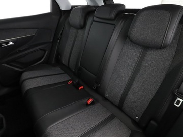 Peugeot 3008 II Crossover 1.5 BlueHDI 130KM 2019 Peugeot 3008 1.5 Blue-HDi Automat Allure Nawigacja, zdjęcie 12