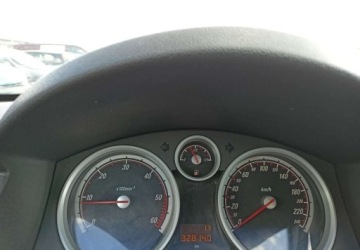 Opel Astra H Kombi 1.9 CDTI ECOTEC 120KM 2005 Opel Astra Opel Astra 1.9 Diesel 120KM, zdjęcie 12