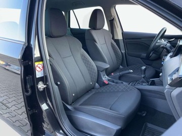 Skoda Kamiq Crossover 1.0 TSI 110KM 2022 Skoda Kamiq 1.0TSI 110KM Ambition SalonPL SerwisASO Acc Smartlink Led 110KM, zdjęcie 13