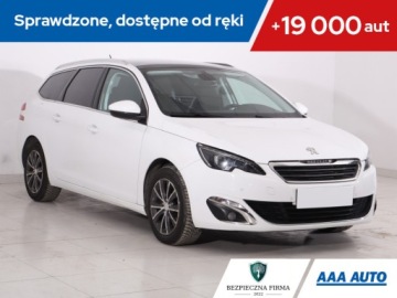 Peugeot 308 II SW 1.2 PureTech 130KM 2015 Peugeot 308 1.2 PureTech, Automat, Navi, Klima
