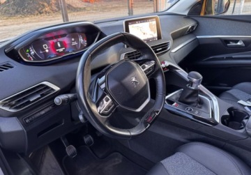 Peugeot 3008 II Crossover 1.2 PureTech 130KM 2019 Peugeot 3008 Rezerwacja 1.2 Benzyna 130KM, zdjęcie 18