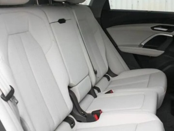 Audi 2025 AUDI Q5 TDI quattro S line Sportback Suv 2.0 (204KM) 2025, zdjęcie 17