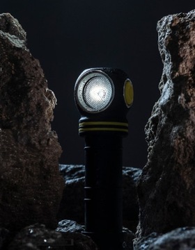 МОЩНЫЙ МУЛЬТИВЕЛОСИПЕДНЫЙ ФАР ARMYTEK USB WARM ELF C2