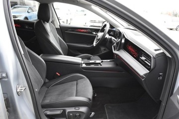 Volkswagen Passat B8 Variant Facelifting 2.0 TDI SCR 150KM 2025 Volkswagen Passat Variant 150KM TDI DSG Elegance IQDrive Alu17 Kamera360 H, zdjęcie 36