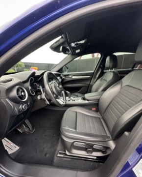 Alfa Romeo Stelvio SUV Facelifting 2.2 Turbo 190KM 2022 Alfa Romeo Stelvio DieselNiski przebiegperfekcyjny stanZarejestrowana w PL, zdjęcie 8