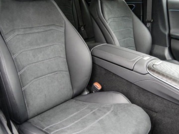 Mercedes Klasa E W214 Sedan 2.0 220d 197KM 2025 E Klasa 220 d 4-Matic AMG 2.0 (197KM) 2025, zdjęcie 5