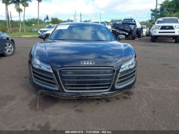 Audi R8 I Coupe Facelifting 5.2 FSI 550KM 2014 Audi R8 Coupe Plus 2014 5.2l 5.2 Benzyna 550KM, zdjęcie 7