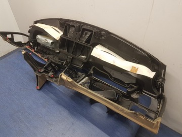BMW 3 F30 DESKA ROZDĚLOVAČE KOKPIT SVĚTLÝ AIRBAG
