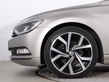 Volkswagen Passat B8 Variant 2.0 TDI 150KM 2015 VW Passat 2.0 TDI, Automat, Klima, Klimatronic, zdjęcie 13