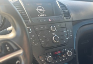 Opel Insignia I Sports Tourer 2.0 CDTI BiTurbo ECOTEC 195KM 2013 Opel Insignia BiTurbo 4x4 Wynajem Dlugoterminowy 2.0 Diesel 196KM, zdjęcie 13