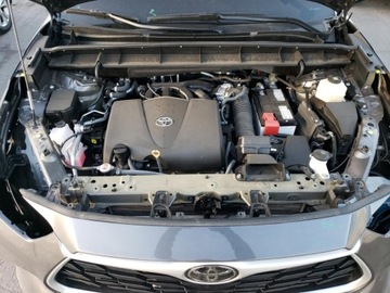 Toyota Highlander III 2022 Toyota Highlander XLE 2022 3.5l 3.5 Benzyna 295KM, zdjęcie 6