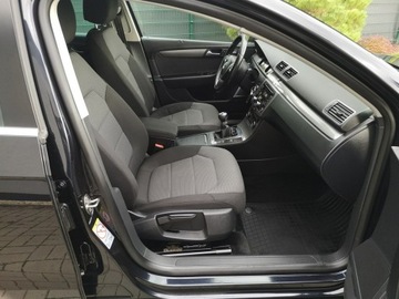 Volkswagen Passat B7 Variant 2.0 TDI CR DPF BlueMotion 140KM 2011 Volkswagen Passat 2.0 TDI 140KM Klimatronic, zdjęcie 23