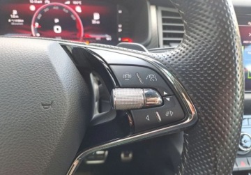Skoda Kodiaq I SUV Facelifting 1.5 TSI 150KM 2022 Skoda Kodiaq Sportline Park Asist Rolety 230V 1.5TSI 150KM DSG Salon PL ASO, zdjęcie 19
