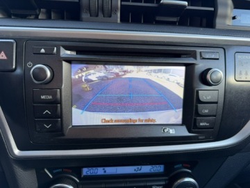 Toyota Auris II Hatchback 5d 1.8 HSD 136KM 2013 Toyota Auris 1.8 HSD136KM Prestige Skóra Kamera, zdjęcie 12