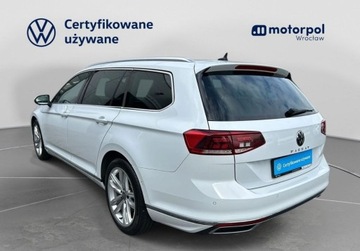 Volkswagen Passat B8 Variant Facelifting 2.0 TDI SCR 150KM 2022 Volkswagen Passat Elegance Pakiety, ACC, Kamera, Podgrzewane 4 fotele, er, zdjęcie 1
