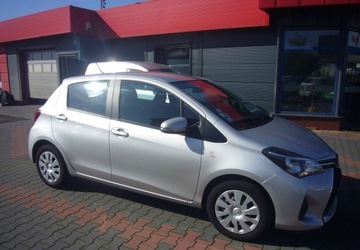 Toyota Yaris III Hatchback 5d Facelifting 1.33 Dual VVT-i 99KM 2015 Toyota Yaris Toyota Yaris III Salon PL 1.3 Benzyna 99KM, zdjęcie 3