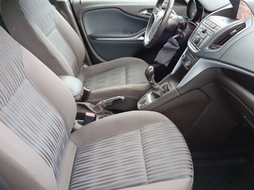 Opel Zafira C Tourer 2.0 CDTI ECOTEC 130KM 2012 Opel Zafira 2.0 CDTI, Navi, Xenon, Klima, zdjęcie 8