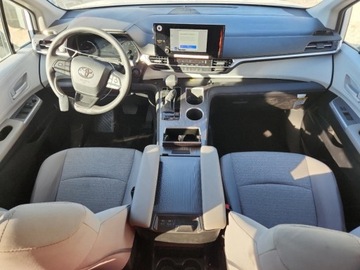 Toyota Sienna III 2025 Toyota Sienna LE 2025 2.5l 2.5 Hybryda 245KM, zdjęcie 8