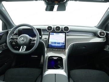 Mercedes GLC C254/X254 2025 GLC Coupe 200 4-Matic AMG Line 2.0 (204KM) 2025, zdjęcie 4