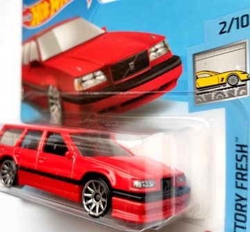 HOT WHEELS VOLVO 850 ESTATE НОВЫЙ С ЗАВОДА 2/10 1:64 НОВИНКА!!!