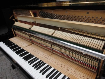 Пианино Германия черный оригинал ** Ronisch M118 ** для готовых 80 -х годов