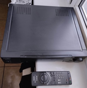 Видеомагнитофон SONY SLV-E50, ХОРОШЕЕ СОСТОЯНИЕ, оригинальный пульт!