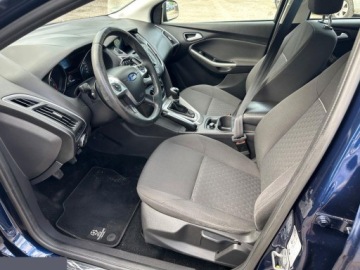 Ford Focus III Hatchback 5d 1.0 EcoBoost 100KM 2013 Ford Focus 1.0 EcoBoost Start-Stopp-System Champions Edition 100KM 2013r, zdjęcie 12