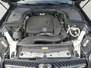 Mercedes GLC C254/X254 2022 Mercedes-Benz GLC Coupe 300 4Matic 2022 2.0l 2.0 Benzyna 255KM, zdjęcie 6