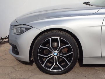BMW Seria 3 F30-F31-F34 Touring Facelifting 1.5 318i 136KM 2017 BMW 3 318 i, Salon Polska, Serwis ASO, Automat, zdjęcie 13