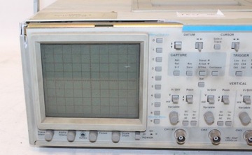 GOULD 1604 4-канальный осциллограф 20 МГц Рабочий.