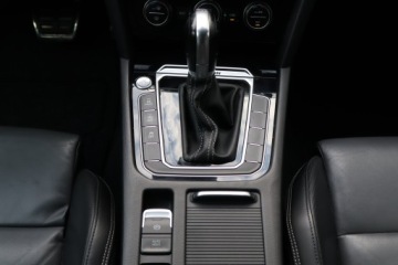 Volkswagen Passat B8 Limousine 2.0 TDI BlueMotion SCR 190KM 2016 VW Passat 2.0 TDI, Salon Polska, 187 KM, 4X4, zdjęcie 18