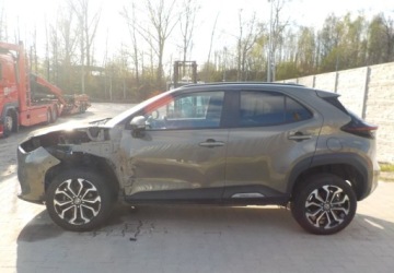 Toyota 2023 Toyota Yaris Cross 4X4 Okazja 1.5 Hybryda 92KM, zdjęcie 11