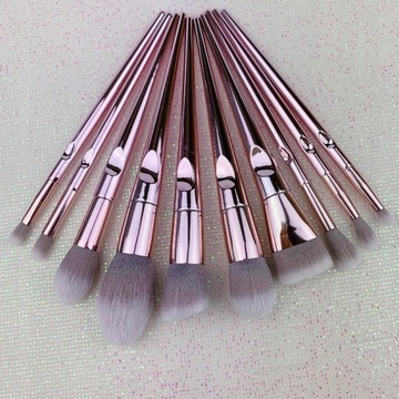 НАБОР ПРОФЕССИОНАЛЬНЫХ КИСТЕЙ ДЛЯ МАКИЯЖА 10 ШТ.