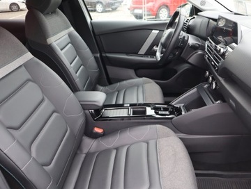 Citroen C4 III SUV 1.2 PureTech 130KM 2021 Citroen C4 1.2 PureTech, Salon Polska, zdjęcie 8