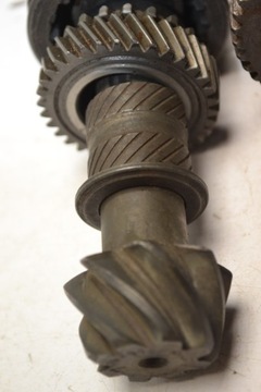 Fiat 126p Wałki choinka skrzyni biegów koła zębate