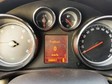 Opel Insignia I Sedan 2.0 CDTI ECOTEC 160KM 2010 OPEL INSIGNIA A Salon Polska, 2.0 CDTI ECOTEC 160KM, Manual, zdjęcie 14