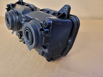 Honda CBR 900 RR SC 33 фара передняя