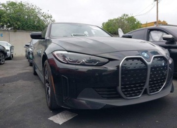 BMW i4 2023 BMW i4 2023, Gran Coupe, od ubezpieczalni Elektryczny 281KM, zdjęcie 1