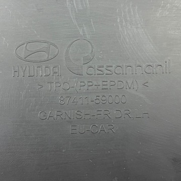 LIŠTA DVEŘE LEVÝ PŘEDNÍ HYUNDAI H350 87411-59000