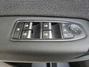 Renault Captur II Crossover Facelifting 1.0 TCe 90KM 2024 Renault Captur 1.0 TCe Techno LPG, zdjęcie 18